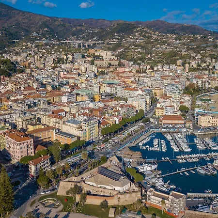 Lejlighed Owl House - Happy Sanremo