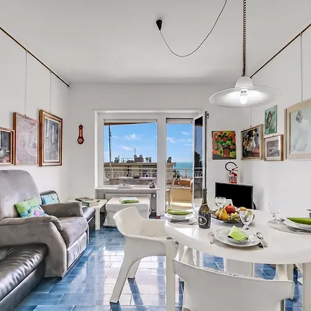 Owl House, Sea-view Terrace In - Happy * סנרמו