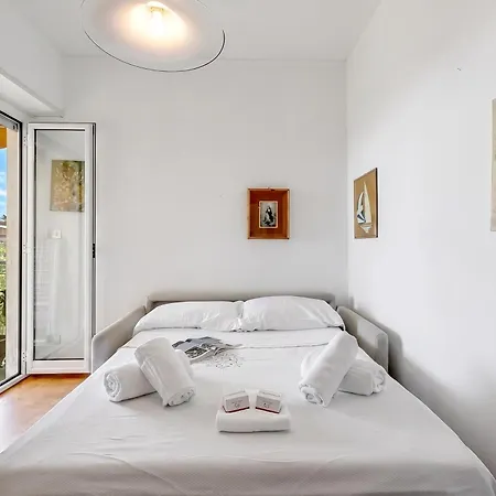 דירה Owl House, Sea-view Terrace In - Happy