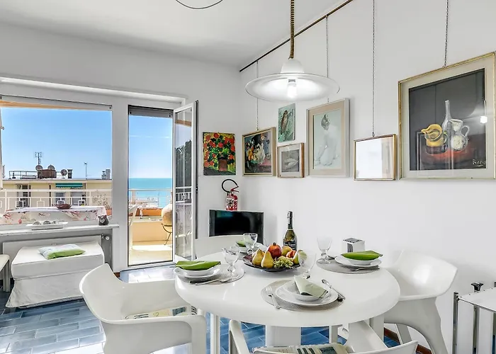 Owl House - Happy Lejlighed *